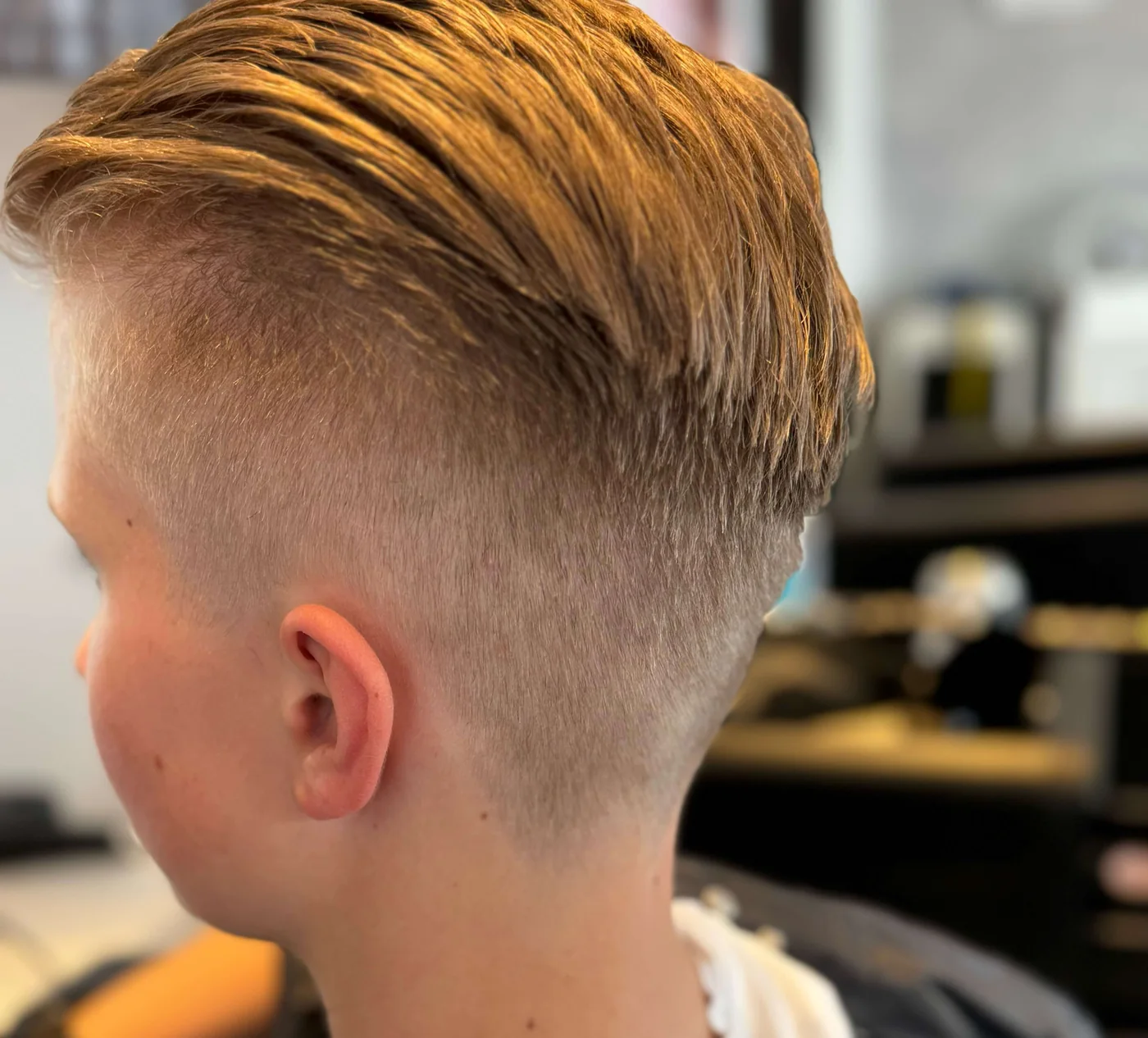 Herrenhaarschnitt aus dem Salon