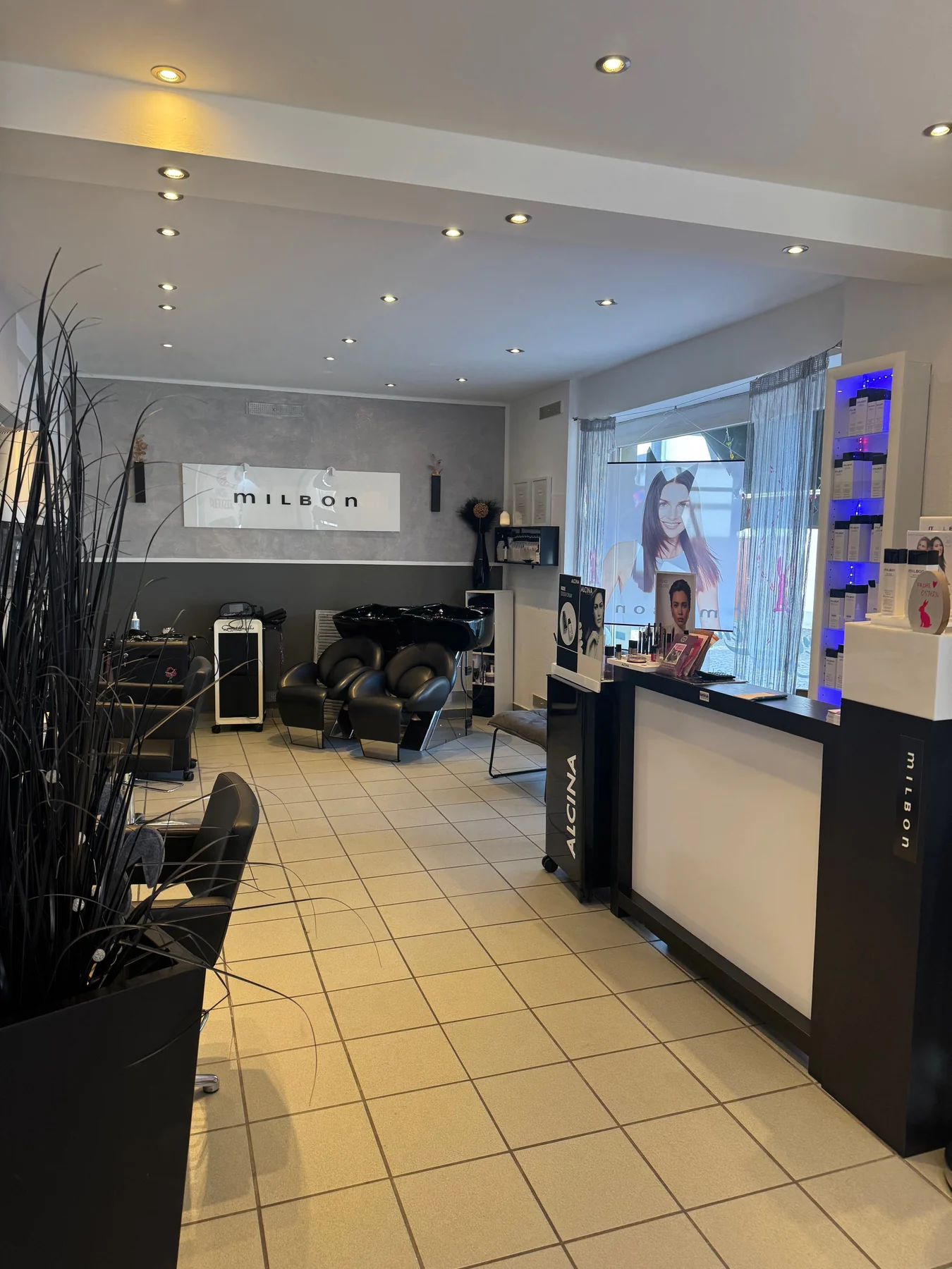 Salonansicht Kamm In
